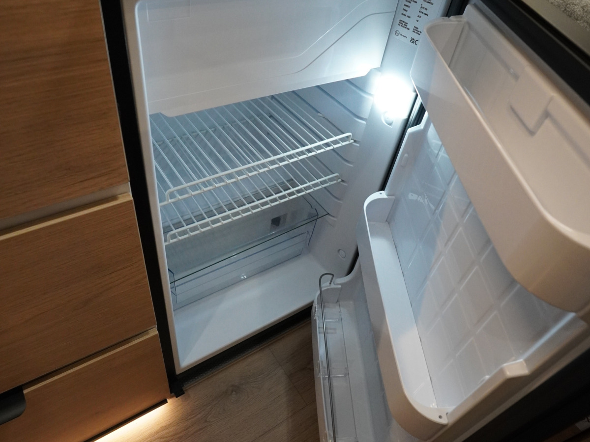 Dreamer D43 SELECT Saphir 140hk Automat Expedition Grey, bild 9 av 14
