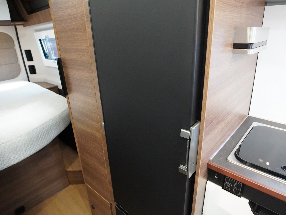 Rapido V64 140hk Automat 3500kg Artense Grey, bild 8 av 19