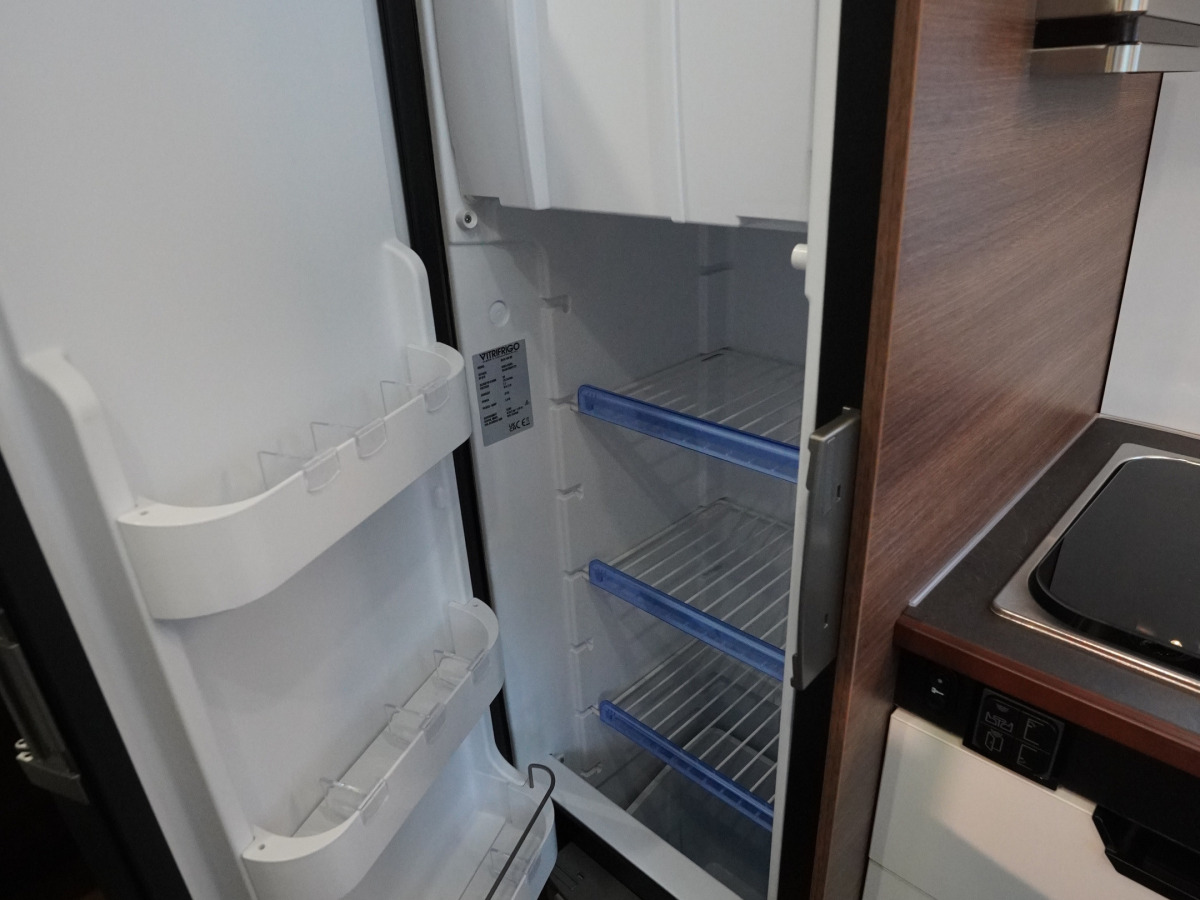 Rapido V64 140hk Automat 3500kg Artense Grey, bild 9 av 19