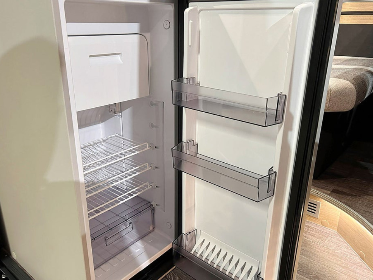 Knaus BOXTIME 630 MX AUTOMAT LÅNGBÄDDAR HÖJ/SÄNK SÄNG - DIESELVÄRMARE, bild 16 av 47