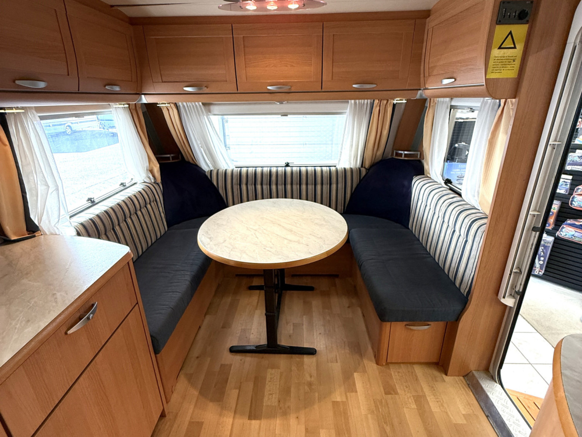 Knaus ROYALE 560 UF, bild 15 av 16