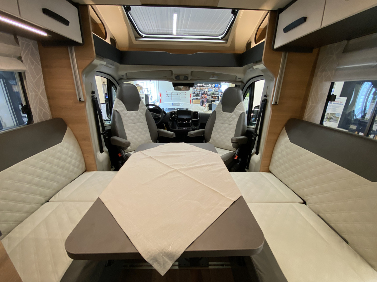 Knaus Live Wave 700 LX Platinum Selection kampanj, bild 6 av 19