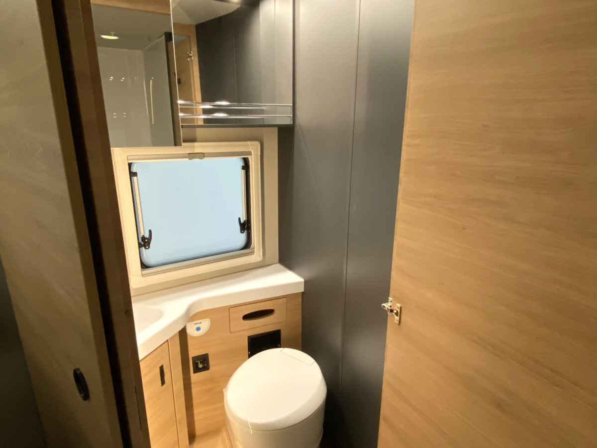 Knaus Live Wave 700 LX Platinum Selection kampanj, bild 14 av 19