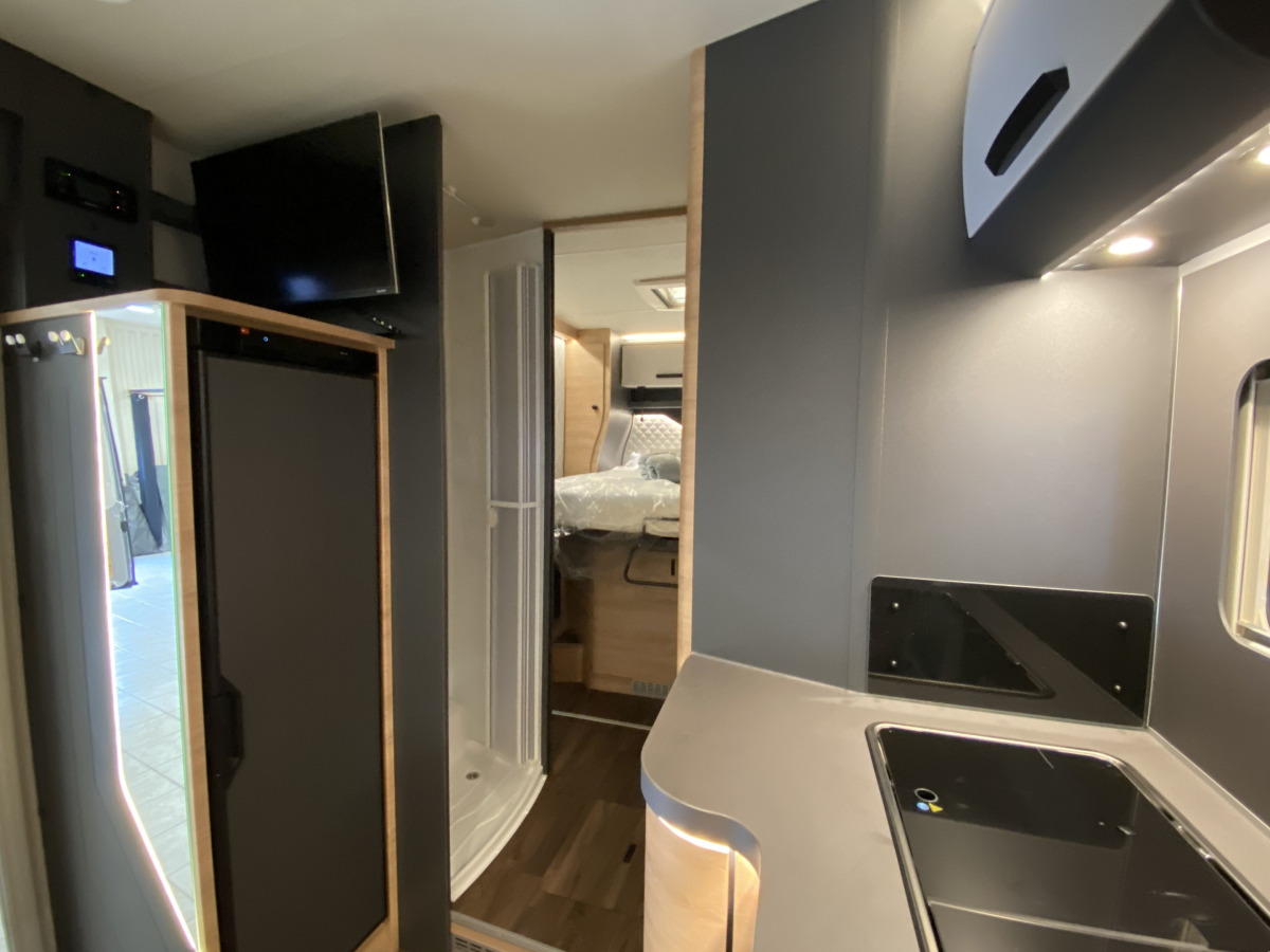 Knaus Live Wave 700 LX Platinum Selection kampanj, bild 11 av 19