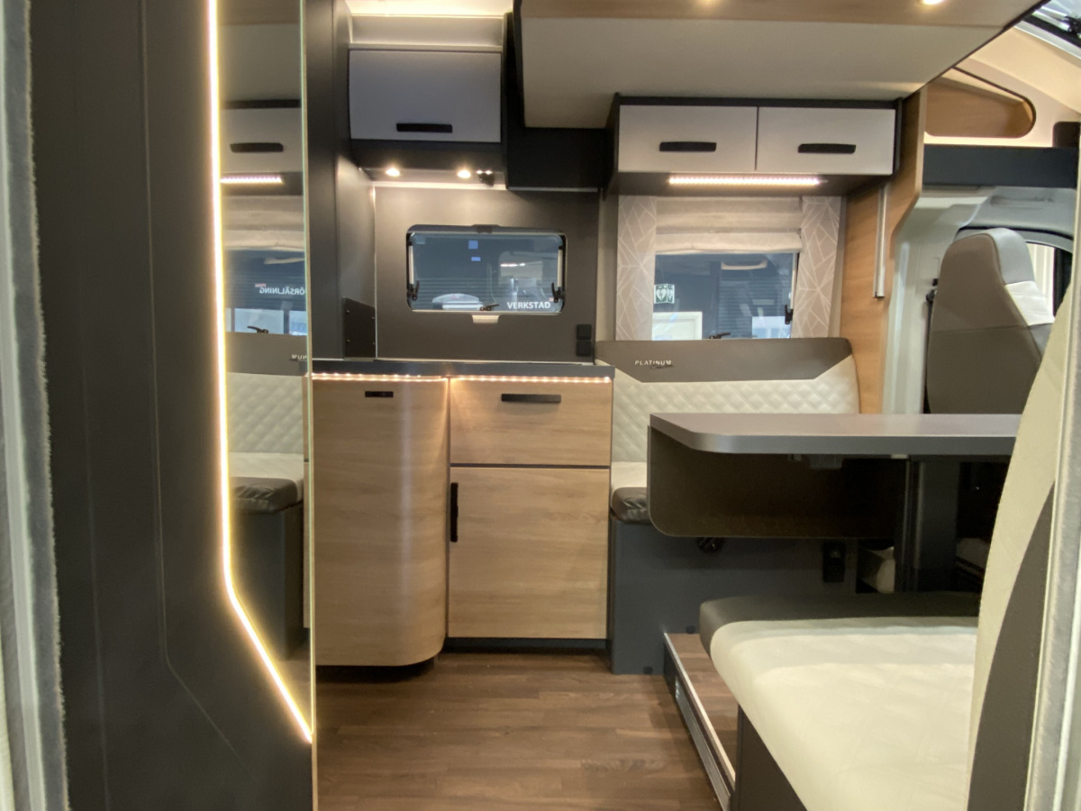 Knaus Live Wave 700 LX Platinum Selection kampanj, bild 3 av 19