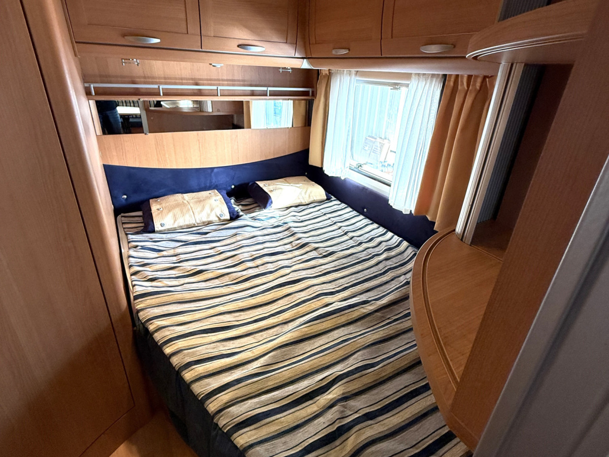 Knaus ROYALE 560 UF, bild 9 av 16