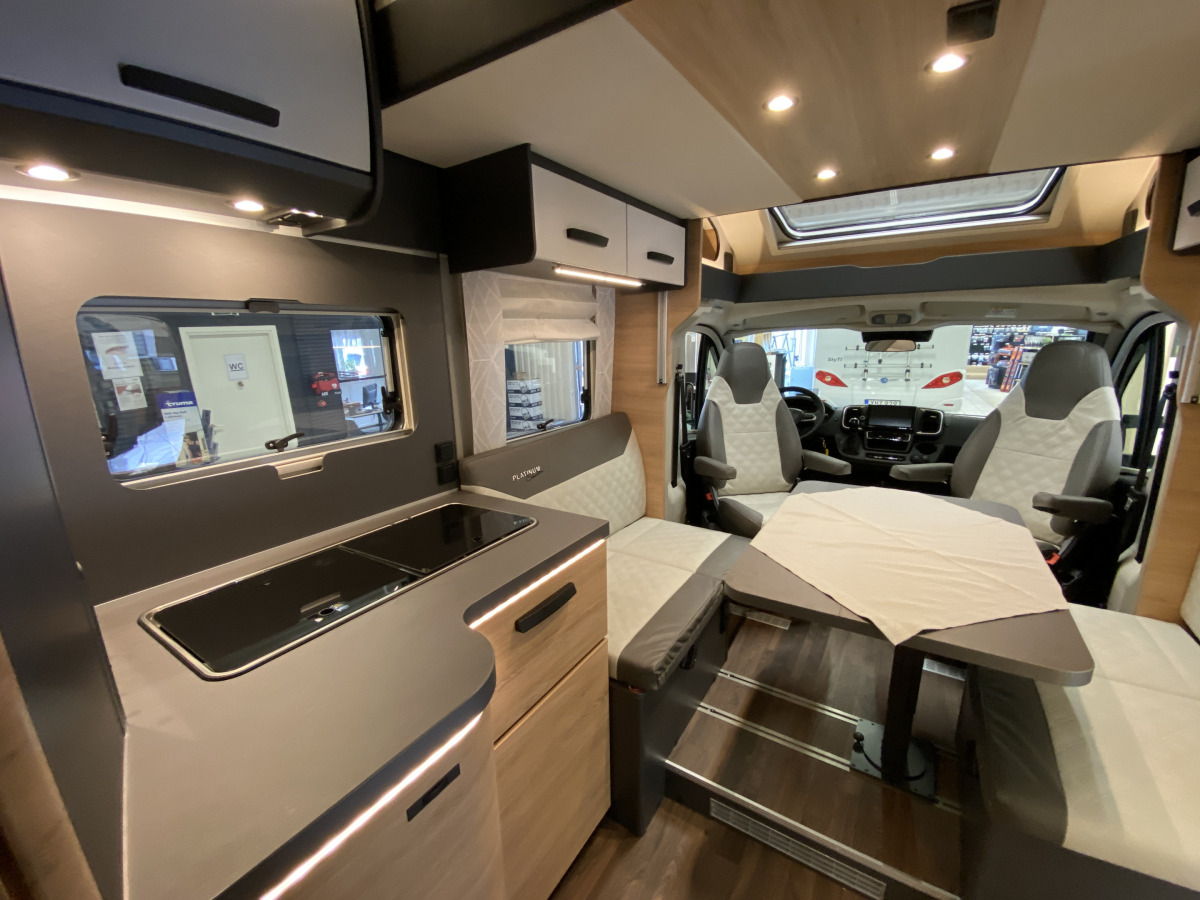 Knaus Live Wave 700 LX Platinum Selection kampanj, bild 16 av 19