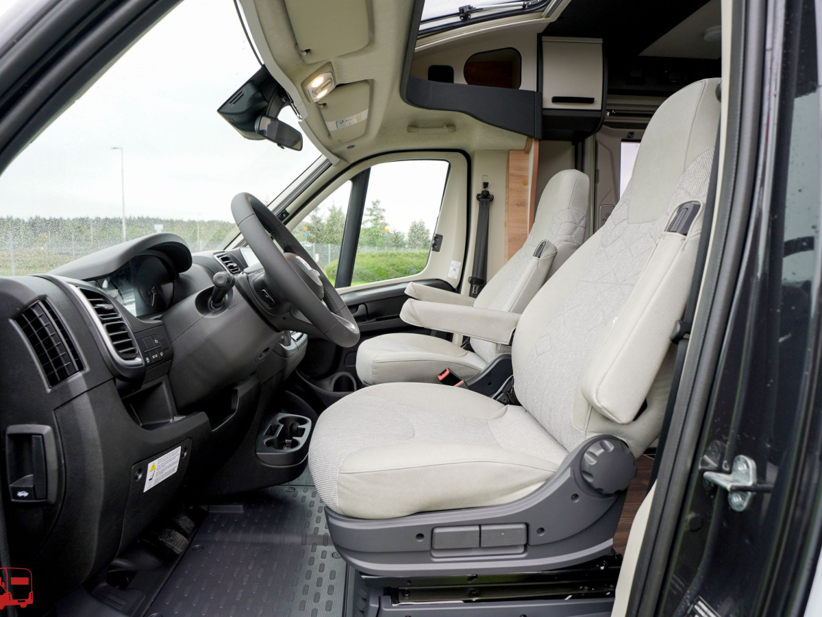 Knaus LIVE TI PLATINUM SELECTION 650 MEG, bild 35 av 38