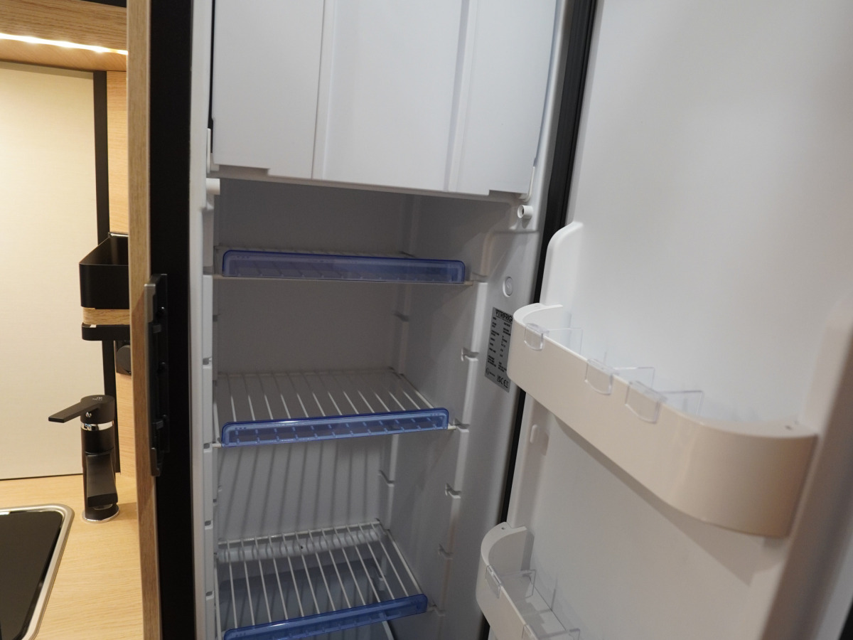 Rapido C55i 140hk Automat 3500kg, bild 9 av 24