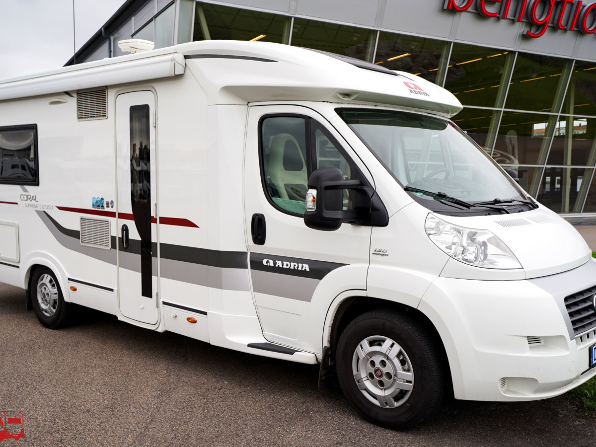 Adria CORAL S 670 SLT Låga enkelsängar ALDE, bild 1 av 40