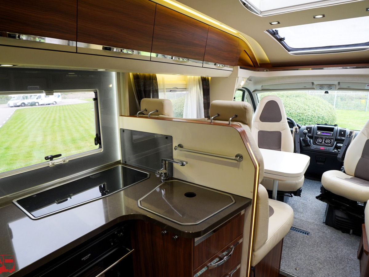 Adria CORAL S 670 SLT Låga enkelsängar ALDE, bild 16 av 40