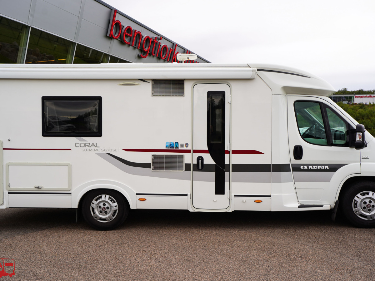 Adria CORAL S 670 SLT Låga enkelsängar ALDE, bild 24 av 40