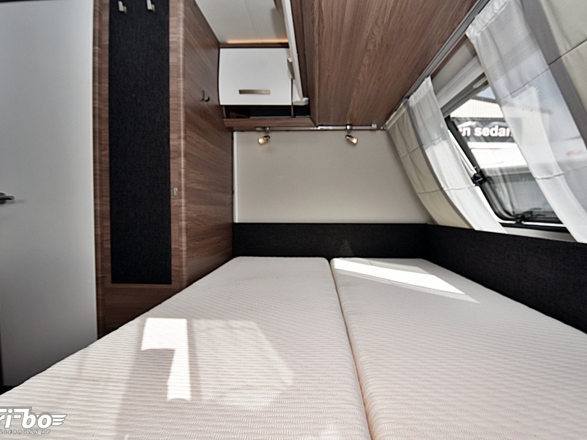 Knaus 420 QD Sport Silver Selection, Dubbelbädd, bild 12 av 24