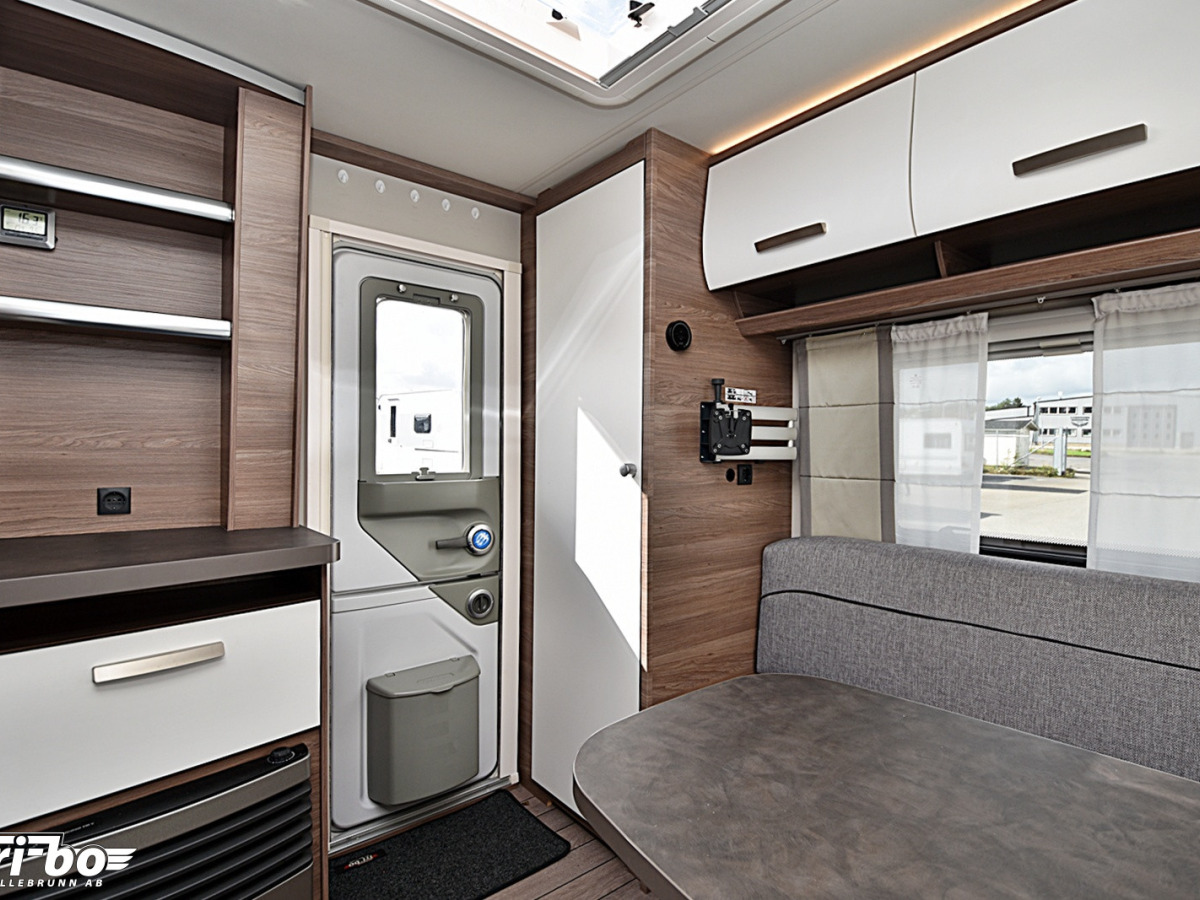 Knaus 420 QD Sport Silver Selection, Dubbelbädd, bild 18 av 24