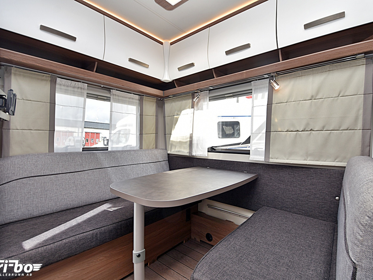 Knaus 420 QD Sport Silver Selection, Dubbelbädd, bild 16 av 24