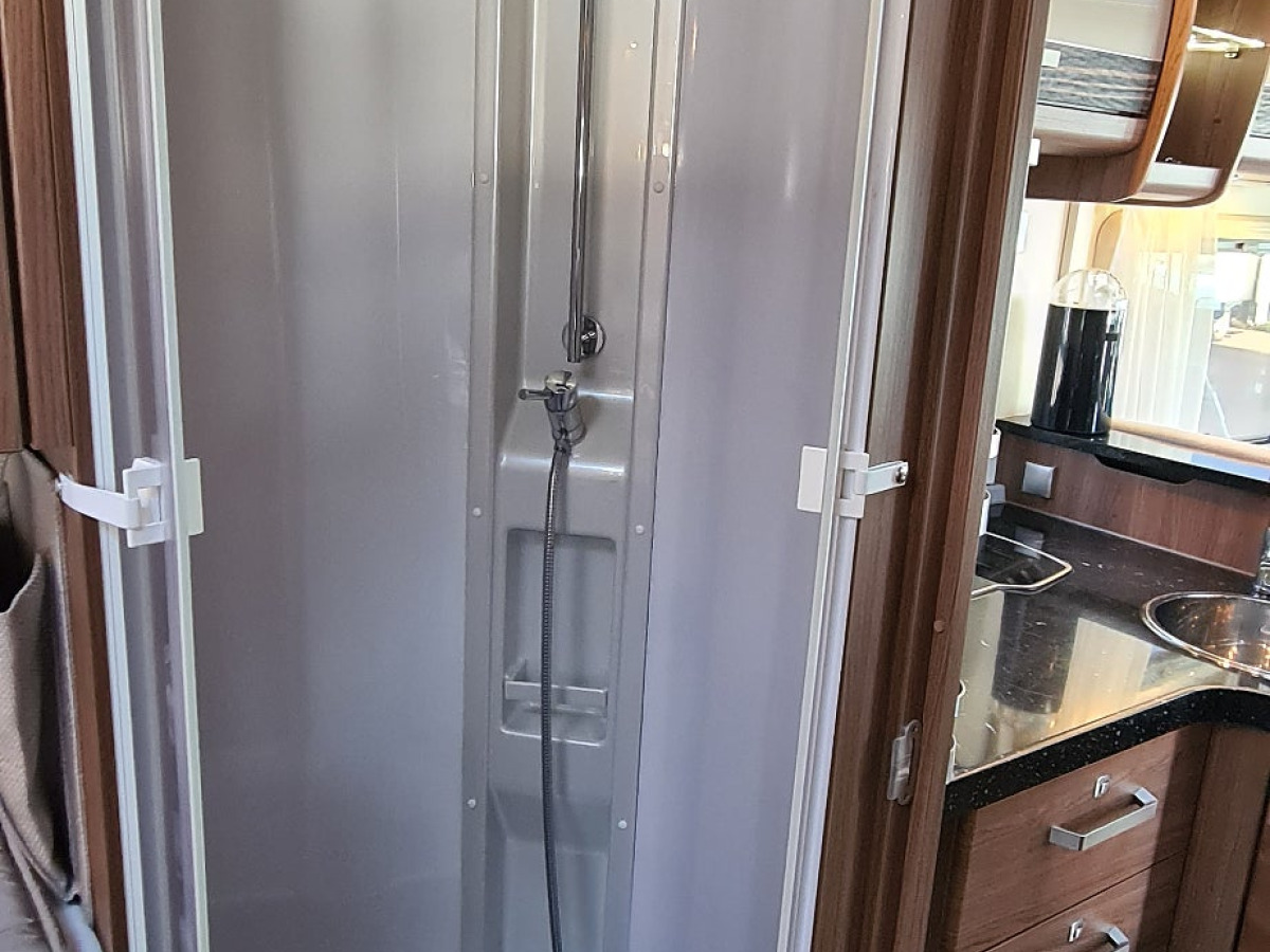 Knaus Sky I 700 PLUS, bild 9 av 17