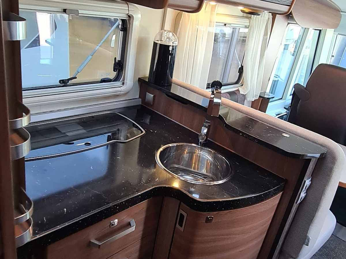 Knaus Sky I 700 PLUS, bild 11 av 17