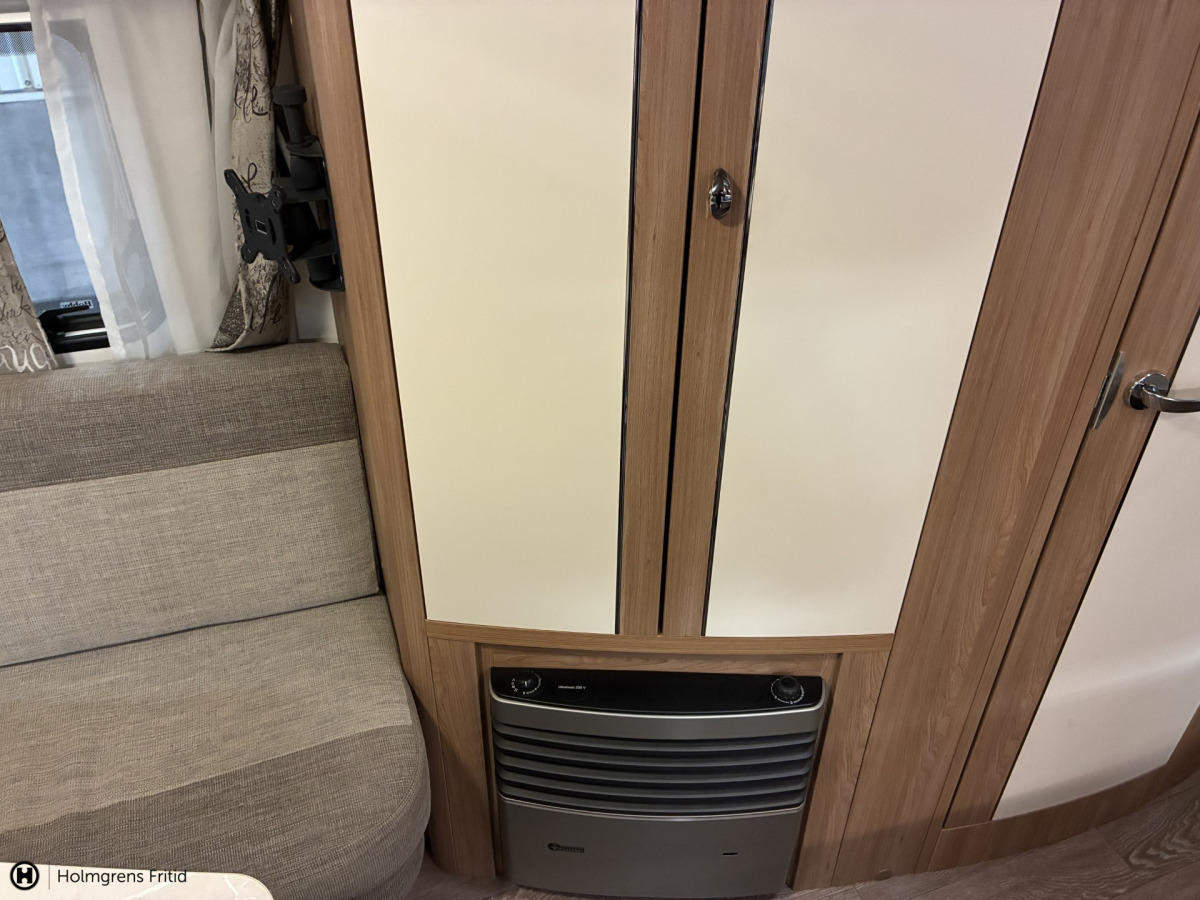 Hobby 495 UL DE LUXE, bild 8 av 10