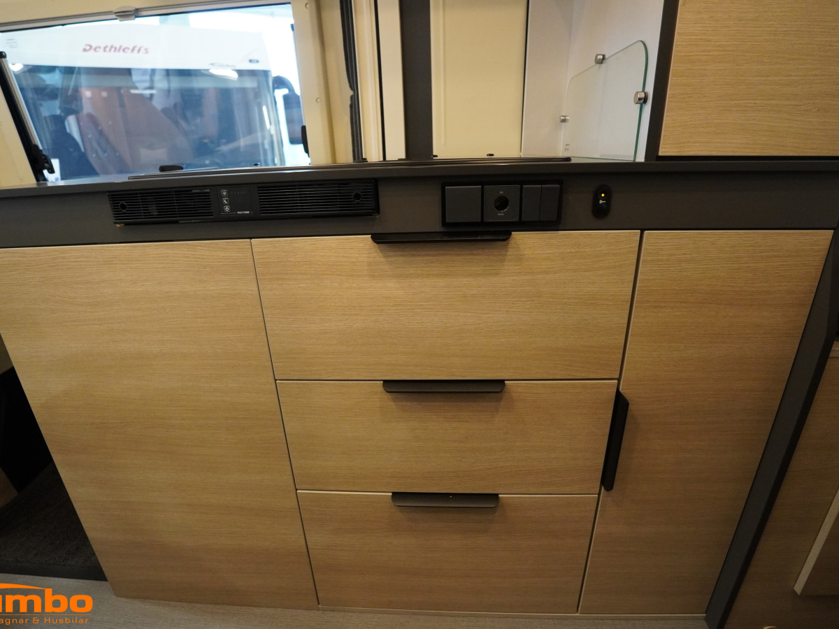 Dreamer D68 FUN 140hk Automat Artense Grey, bild 7 av 19