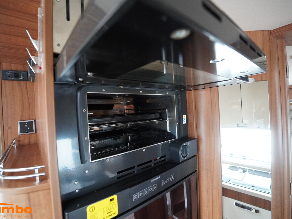 Hymer B 708 PL ED-S Automat 177hk Hydraulben Solcell, bild 7 av 25