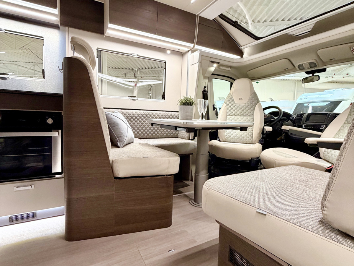 Adria MATRIX SUPREME 670 SL, bild 8 av 19