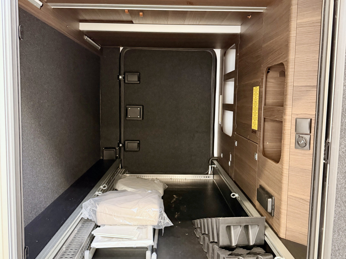 Adria MATRIX SUPREME 670 SL, bild 19 av 19