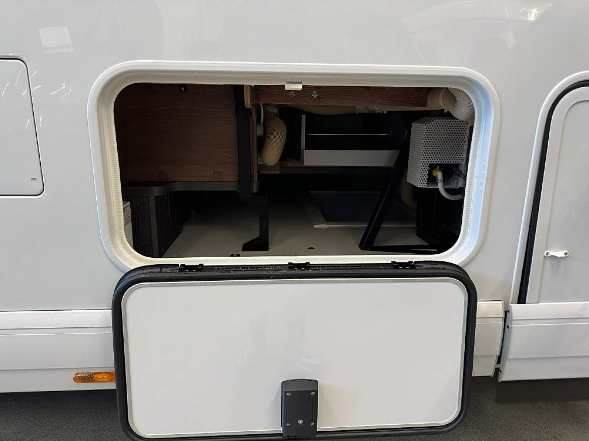 Carthago C-Tourer I 145 RB LE Superior MB *Utförsäljning demofordon*, bild 18 av 23
