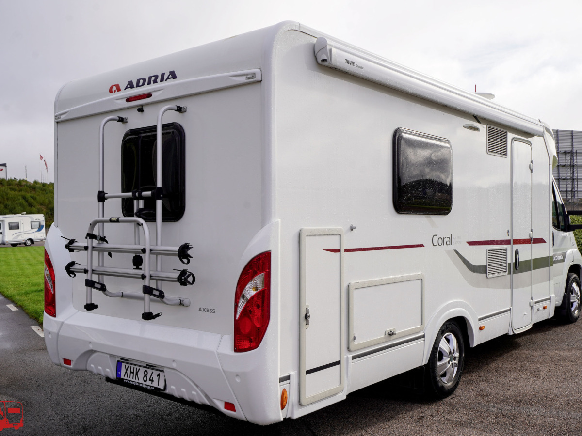 Adria CORAL S 670 SLT Låga enkelsängar, bild 23 av 38