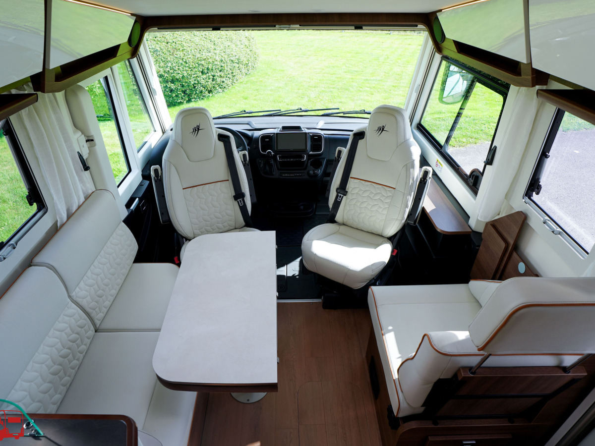 Rapido 8096 dF, bild 29 av 41