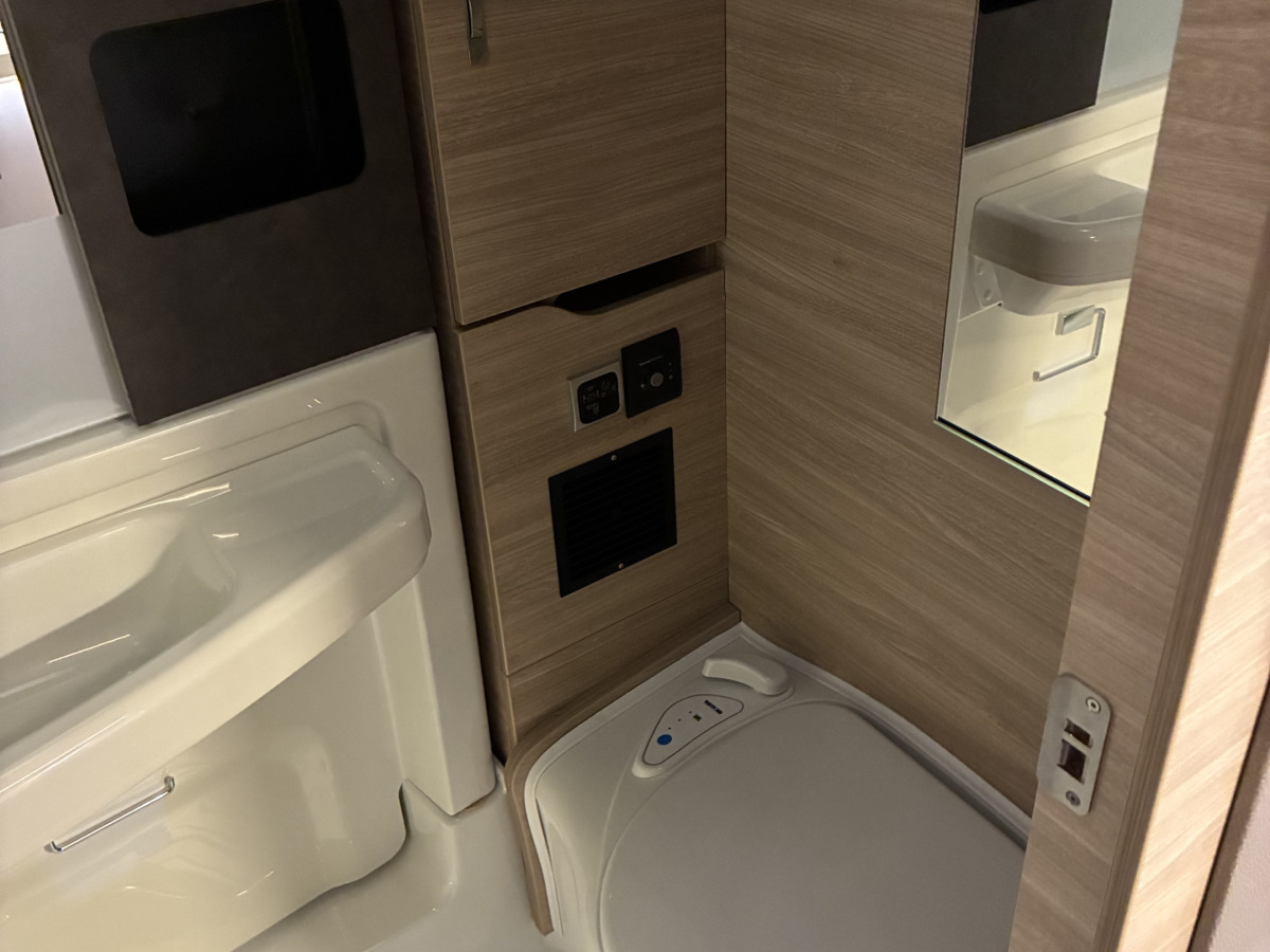 Knaus Van TI Plus 650 MEG, bild 5 av 7