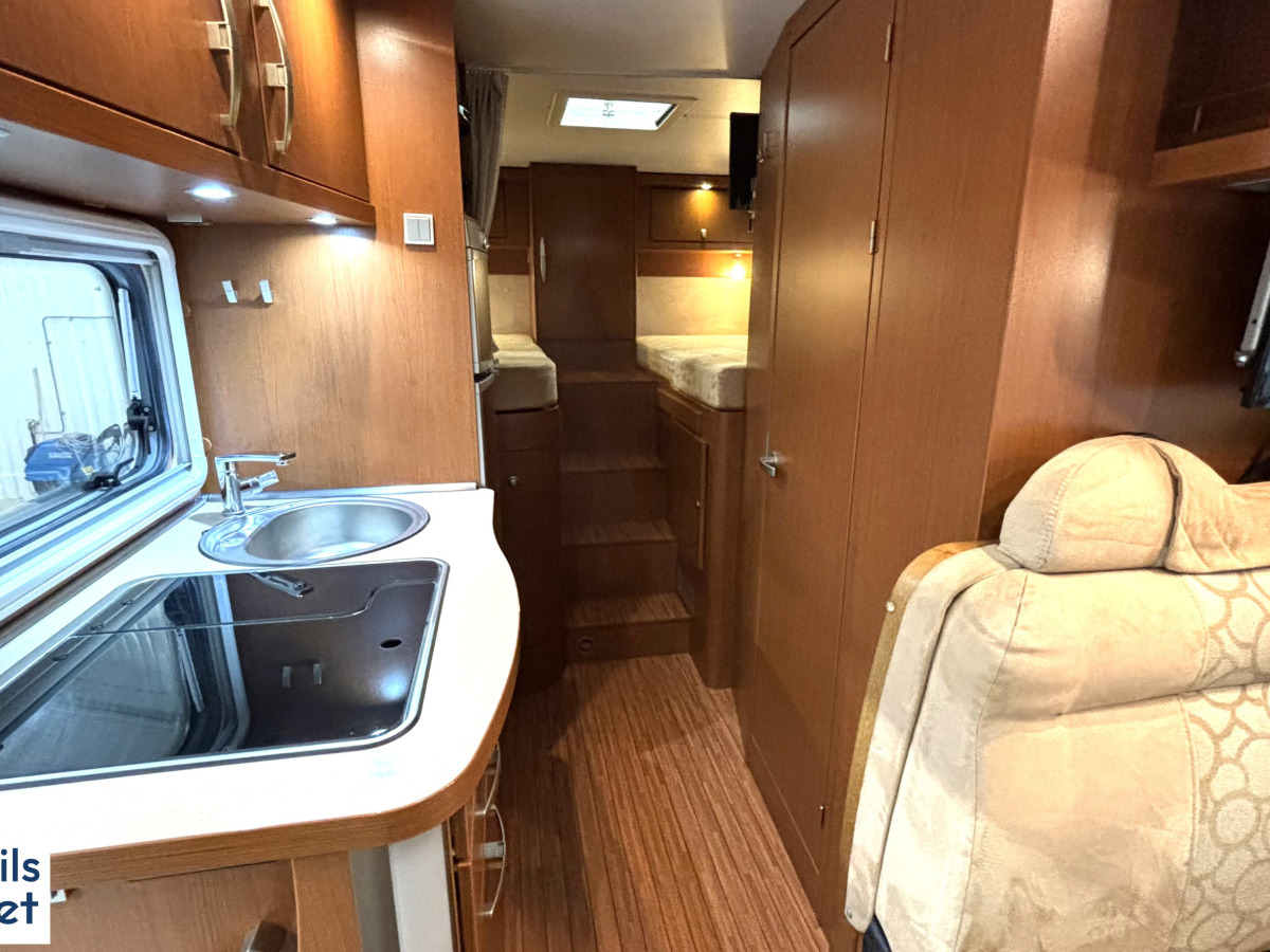 Hymer ERIBA JET 673*, bild 6 av 14