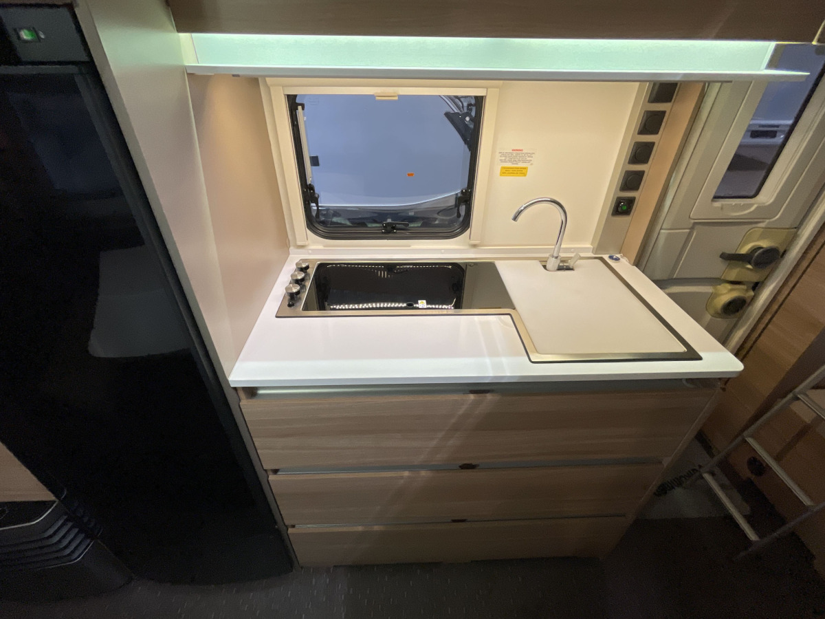Adria ALTEA 542 PK, bild 15 av 17