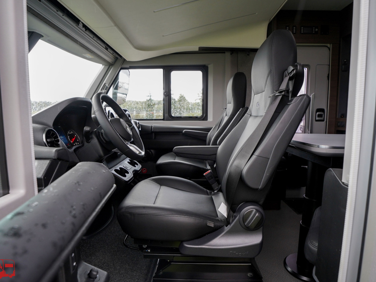 Adria SUPERSONIC 780 SL - MERCEDES, bild 3 av 47