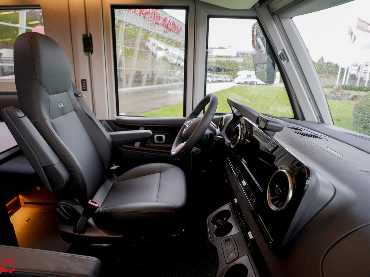 Adria SUPERSONIC 780 SL - MERCEDES, bild 14 av 47