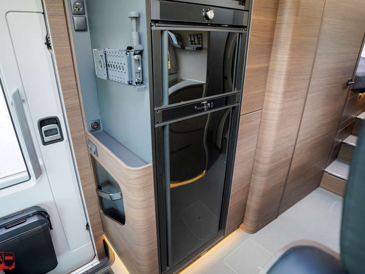 Adria SUPERSONIC 780 SL - MERCEDES, bild 22 av 47