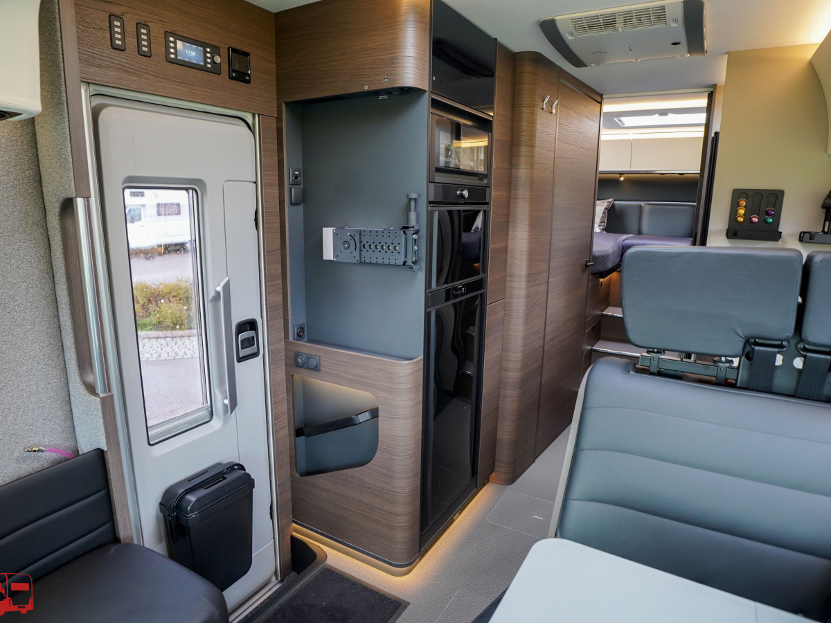Adria SUPERSONIC 780 SL - MERCEDES, bild 25 av 47