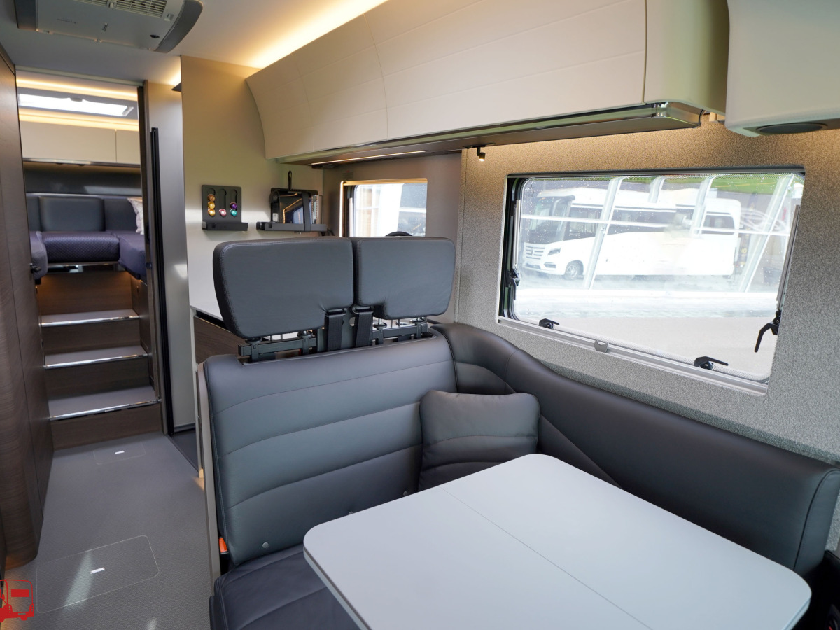 Adria SUPERSONIC 780 SL - MERCEDES, bild 27 av 47