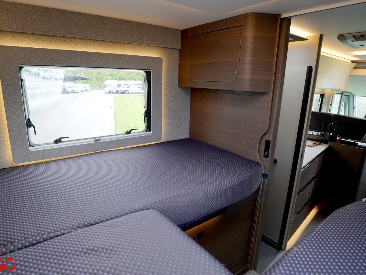 Adria SUPERSONIC 780 SL - MERCEDES, bild 35 av 47