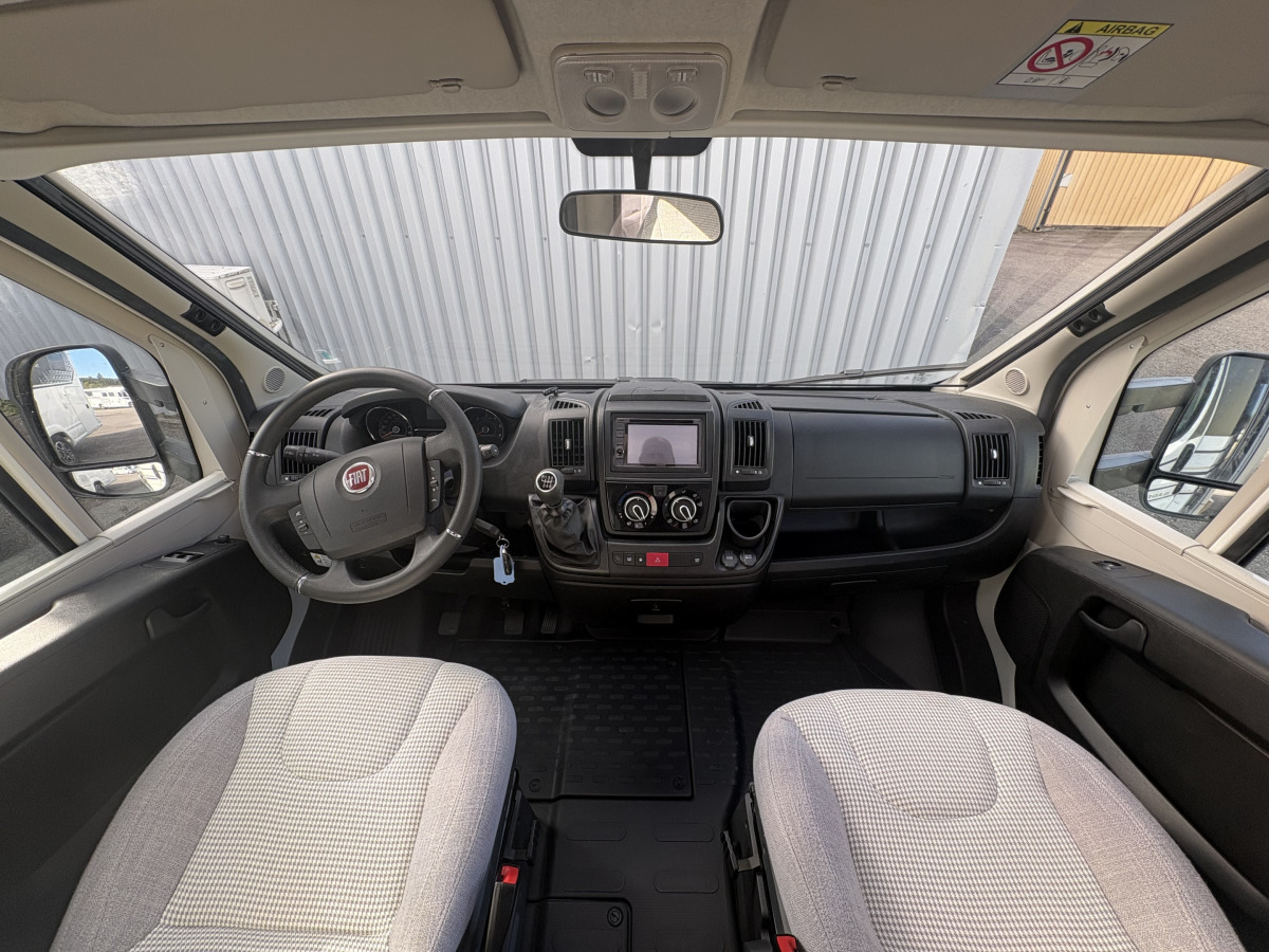 Adria CORAL 670 SL, bild 4 av 9