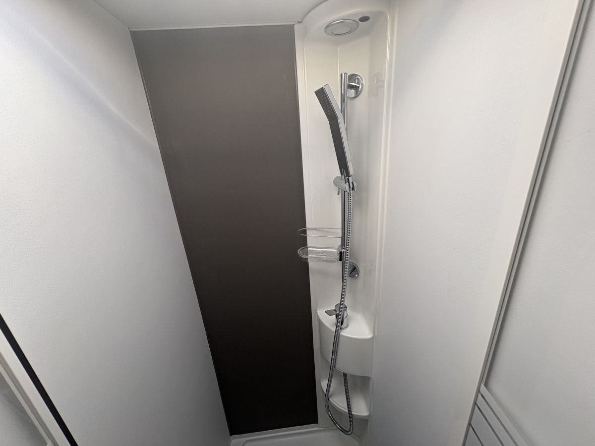 Adria CORAL 670 SL, bild 6 av 9