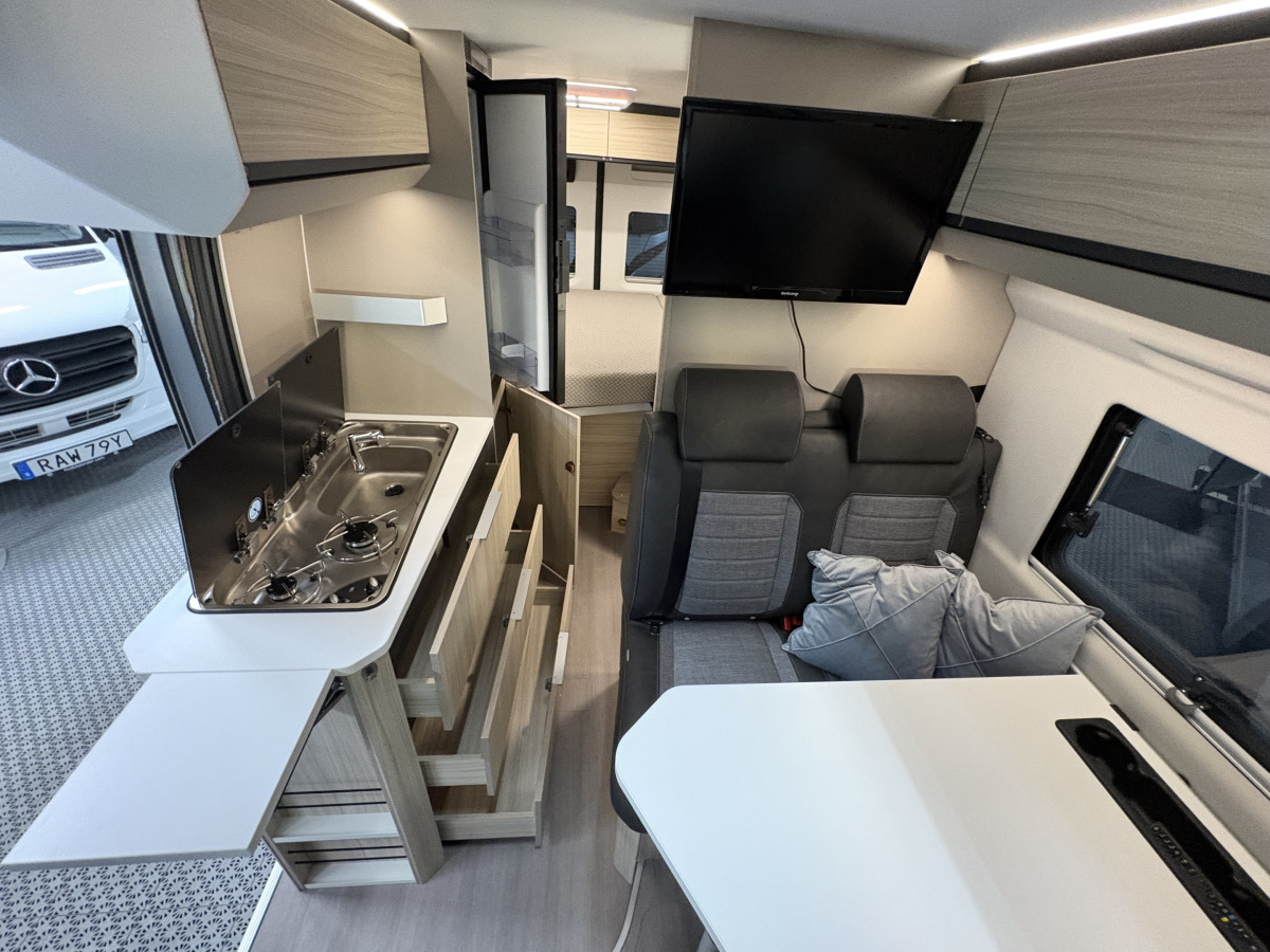 Adria TWIN 600 SPB Plus, bild 15 av 21