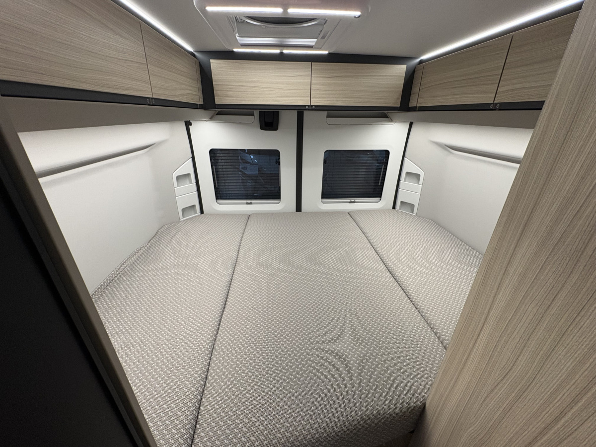 Adria TWIN 600 SPB Plus, bild 16 av 21