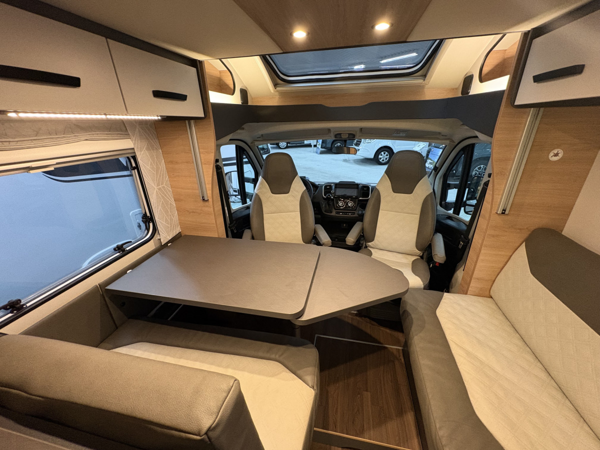 Knaus Live wave 700 MEG, bild 6 av 16