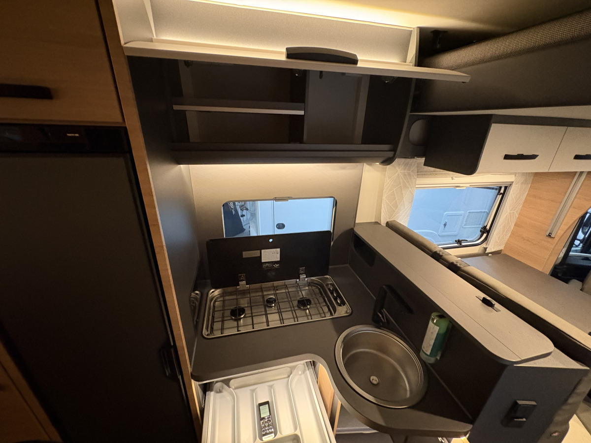 Knaus Live wave 700 MEG, bild 9 av 16