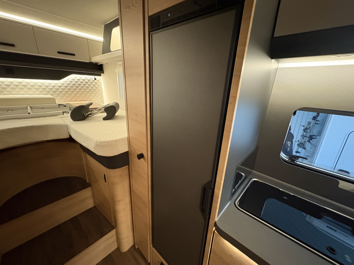 Knaus Live wave 700 MEG, bild 11 av 16