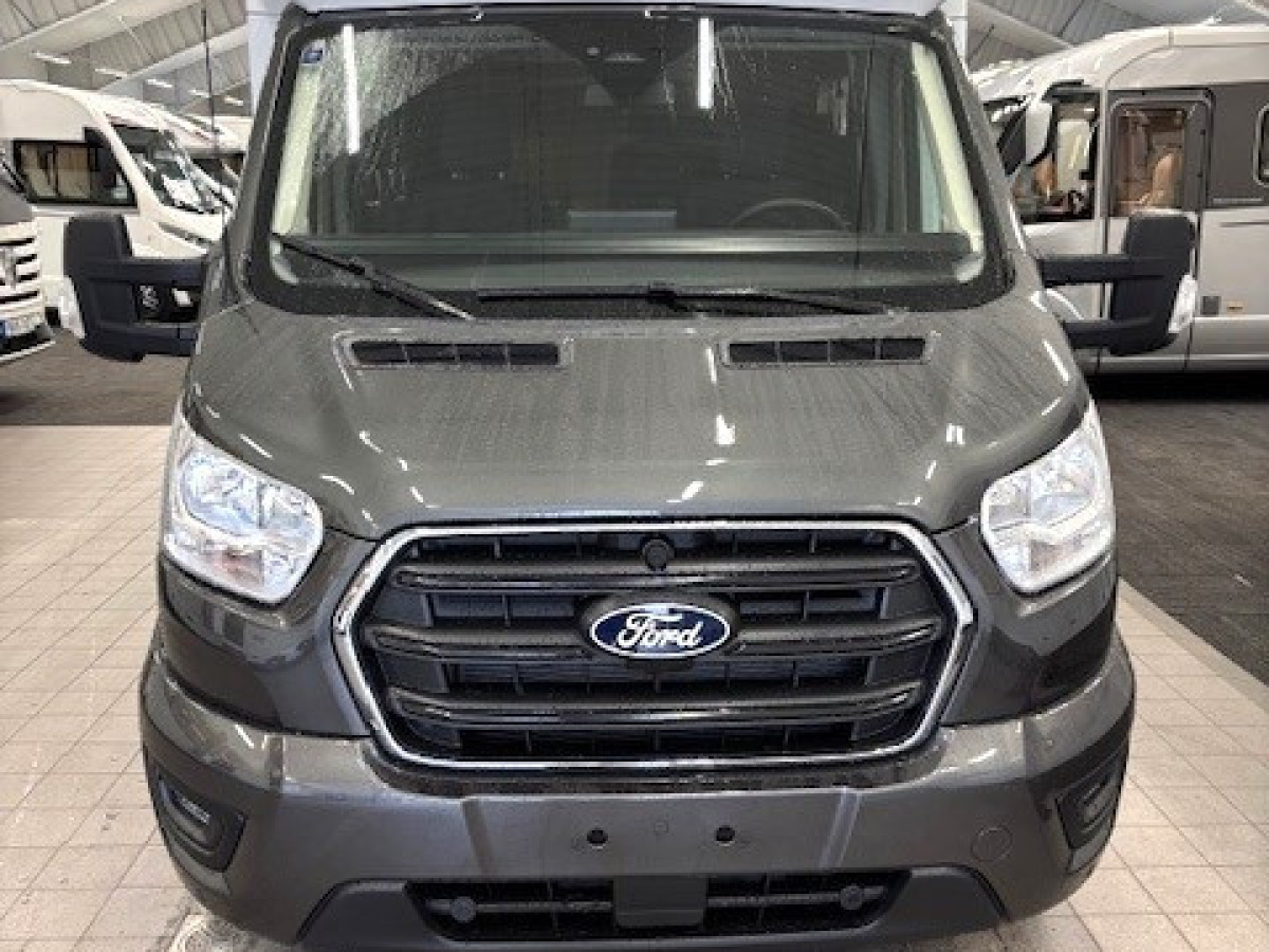 Weinsberg CaraSuite Ford 650 MF/Automat- Veckans husbil, bild 2 av 9