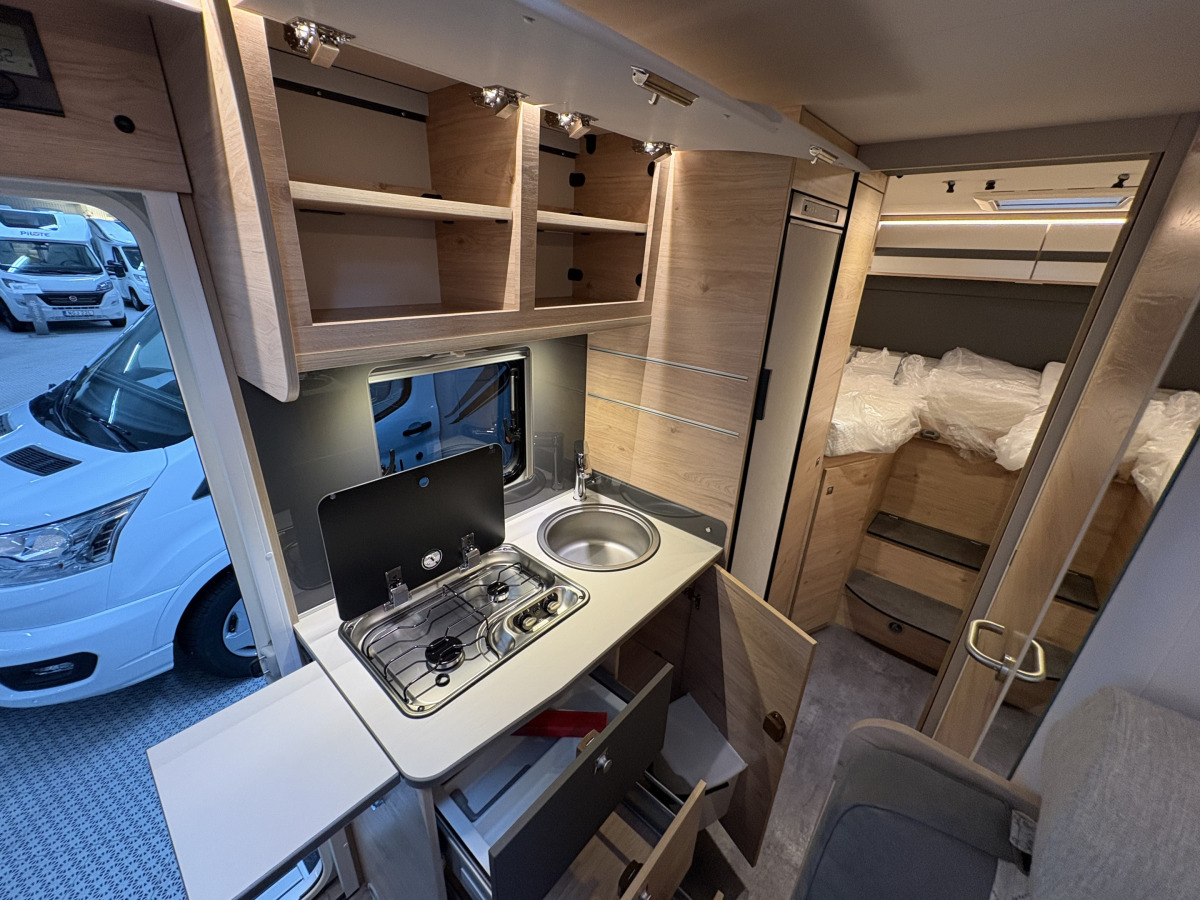 Dethleffs Globebus Active I 6, bild 9 av 18