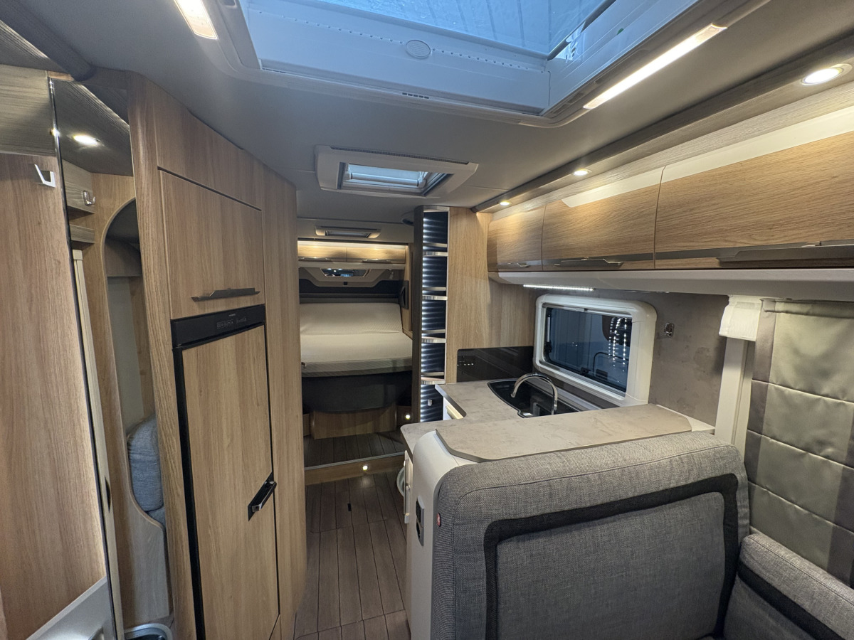 Knaus Sky I 700 LX, bild 8 av 21