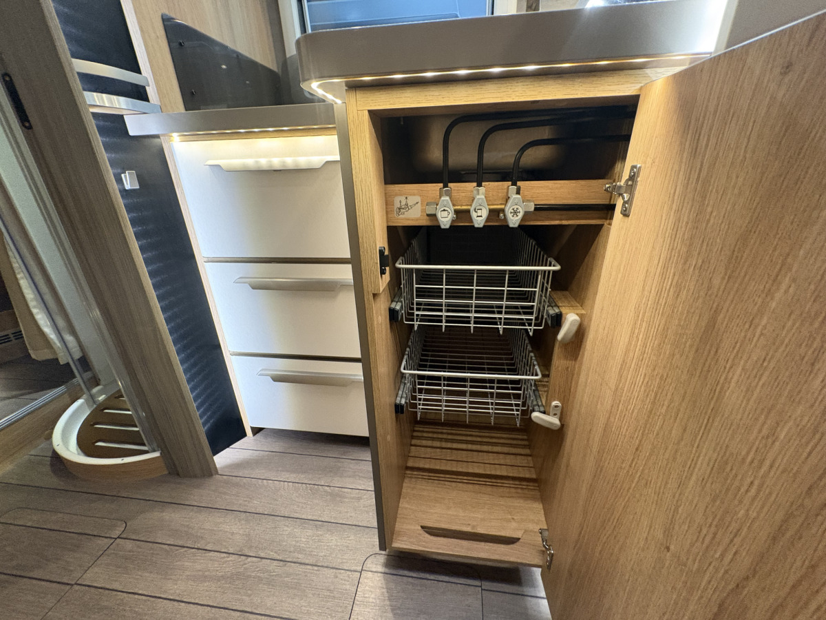 Knaus Sky I 700 LX, bild 12 av 21