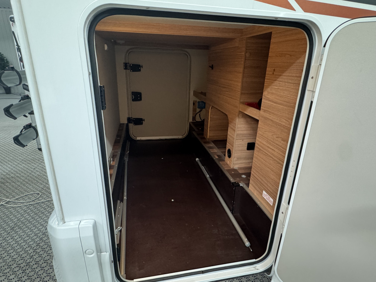 Weinsberg Caracompact 640, bild 6 av 18